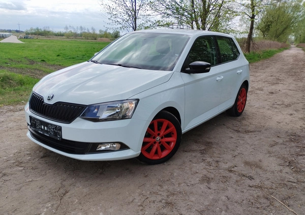 Skoda Fabia cena 37999 przebieg: 60000, rok produkcji 2018 z Wrocław małe 191